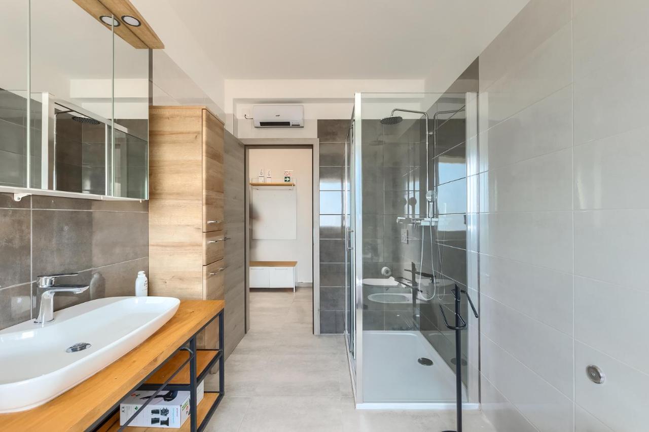 Apartments Medulin 2217 Экстерьер фото