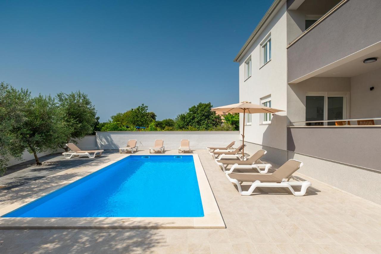 Apartments Medulin 2217 Экстерьер фото