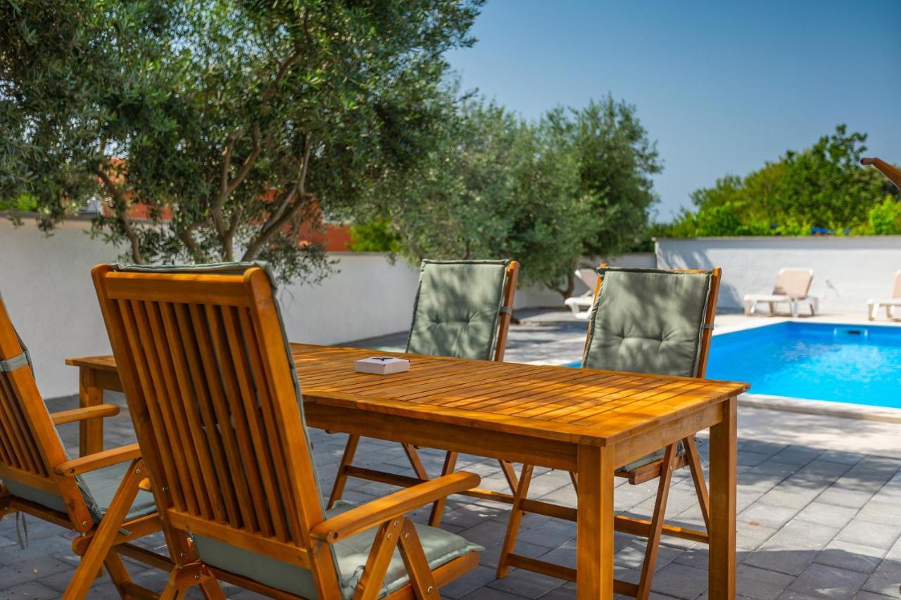 Apartments Medulin 2217 Экстерьер фото
